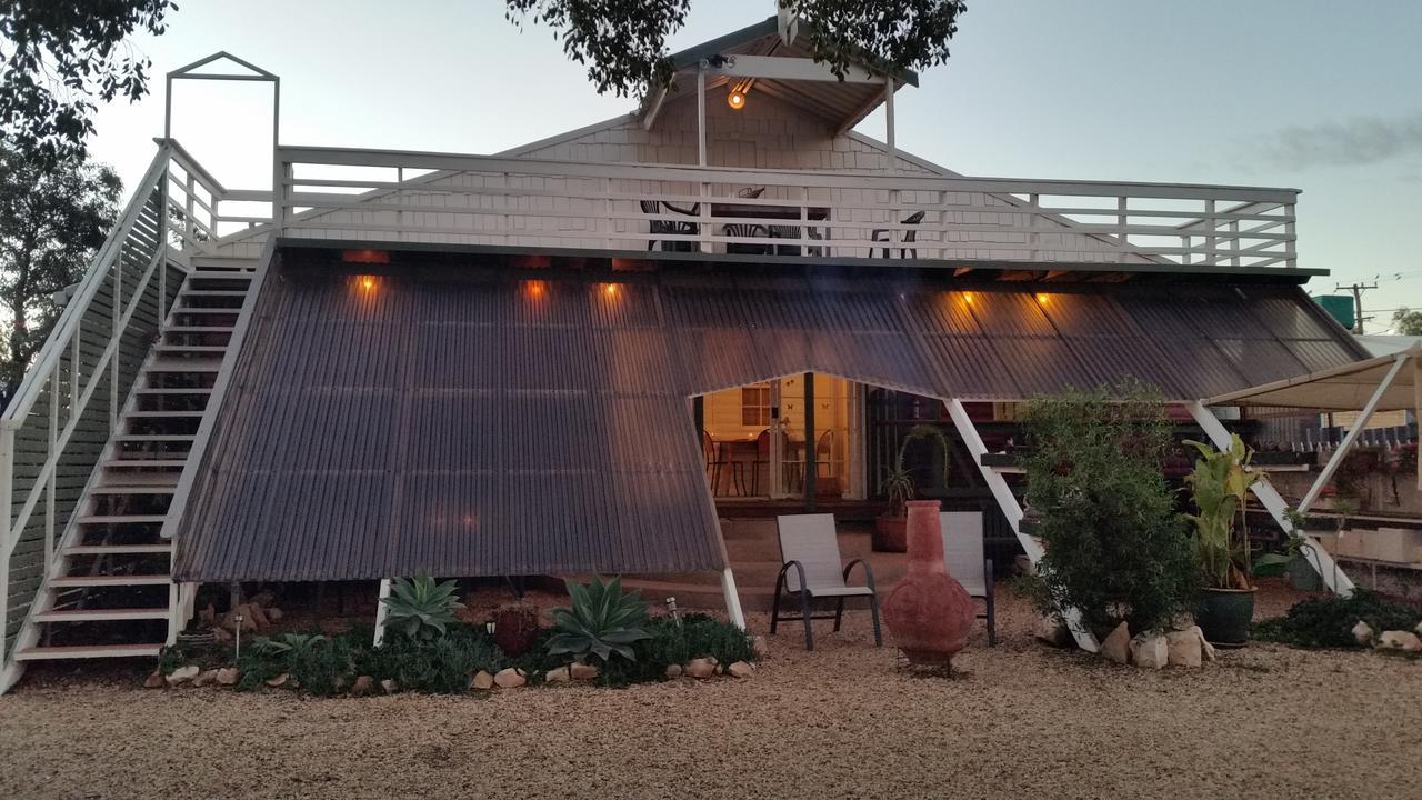 Sonja'S Bed And Breakfast Lightning Ridge Extérieur photo