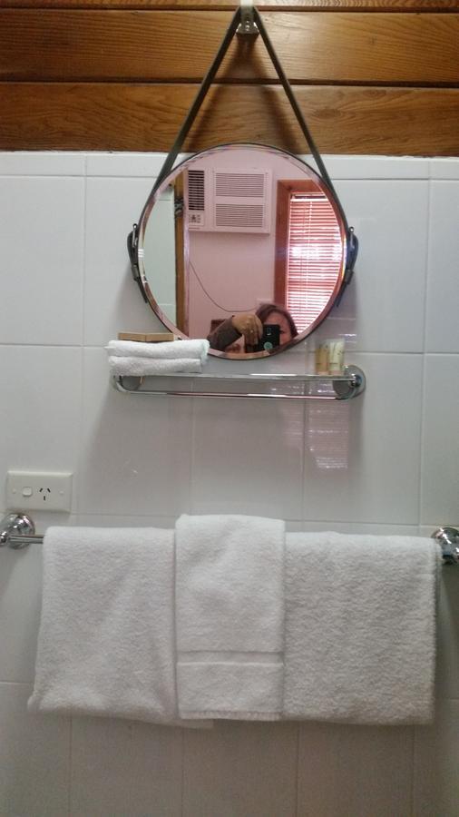 Sonja'S Bed And Breakfast Lightning Ridge Extérieur photo